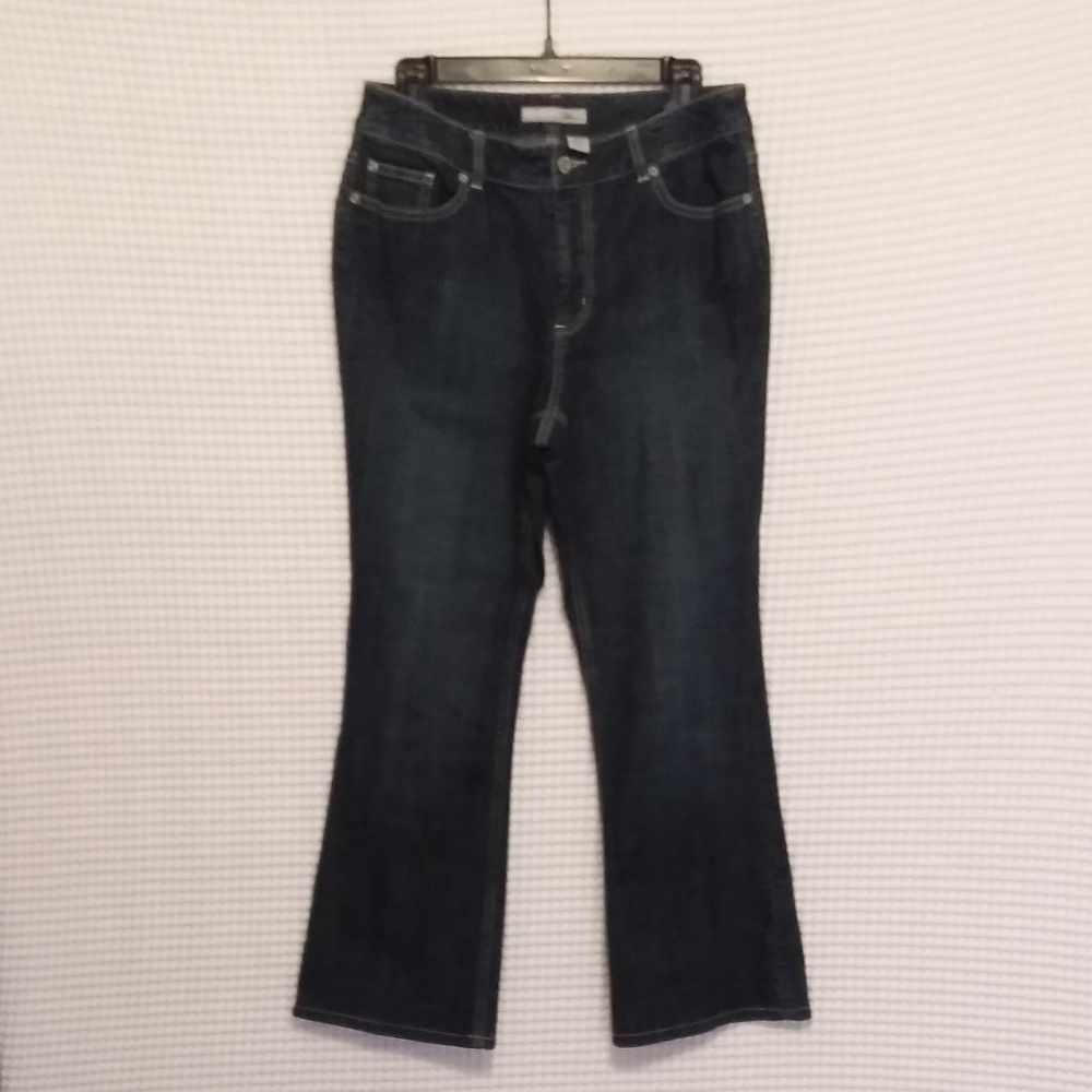 4/$20 CLOSET CLOSING CHICO'S PLATINUM JEANS